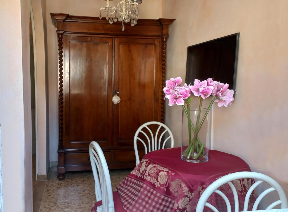 Villino San Martino 350M Dal Mare With Covered Parking Viareggio Esterno foto