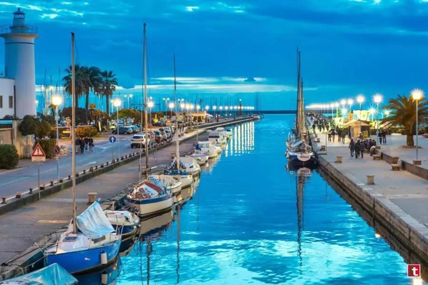 Villino San Martino 350M Dal Mare With Covered Parking Viareggio Esterno foto